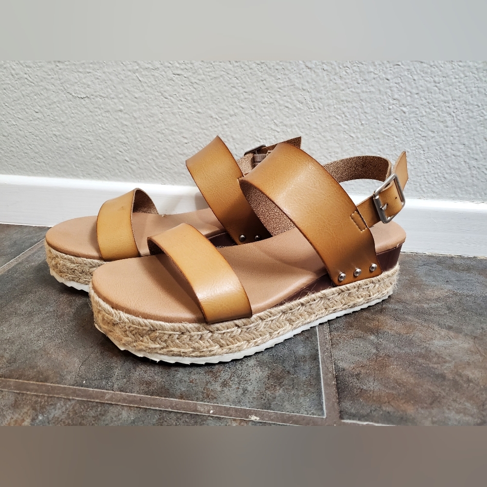 Espadrille Platform Sport Wedge 7.5 WW Torrid Beige Faux Leather